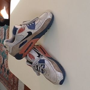 Men's 10.5 Nike Air Max camowabb